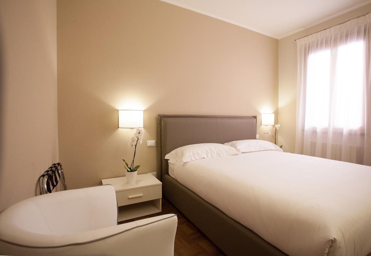 Residence "Le Casette" Pordenone Eksteriør bilde