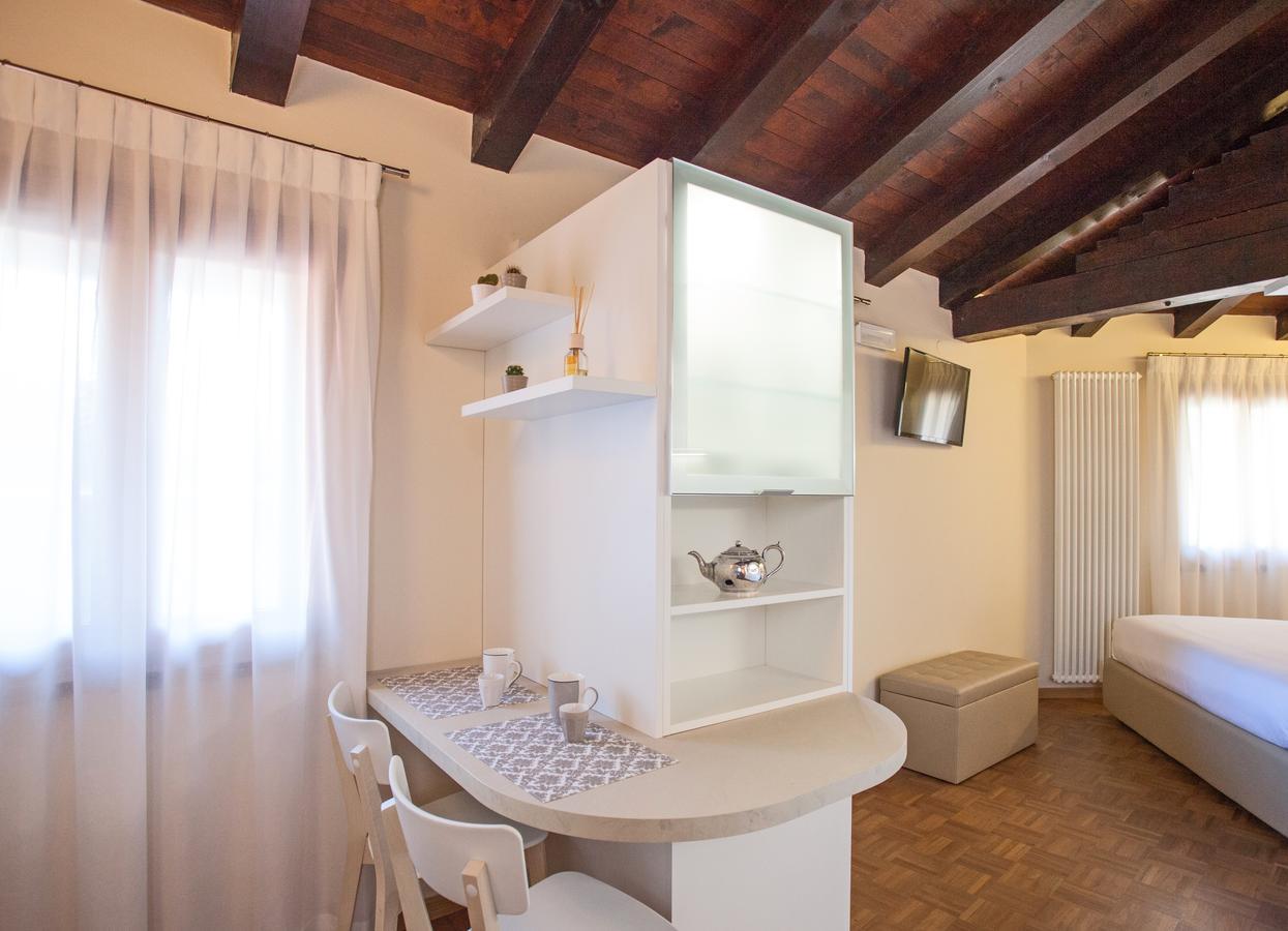 Residence "Le Casette" Pordenone Eksteriør bilde